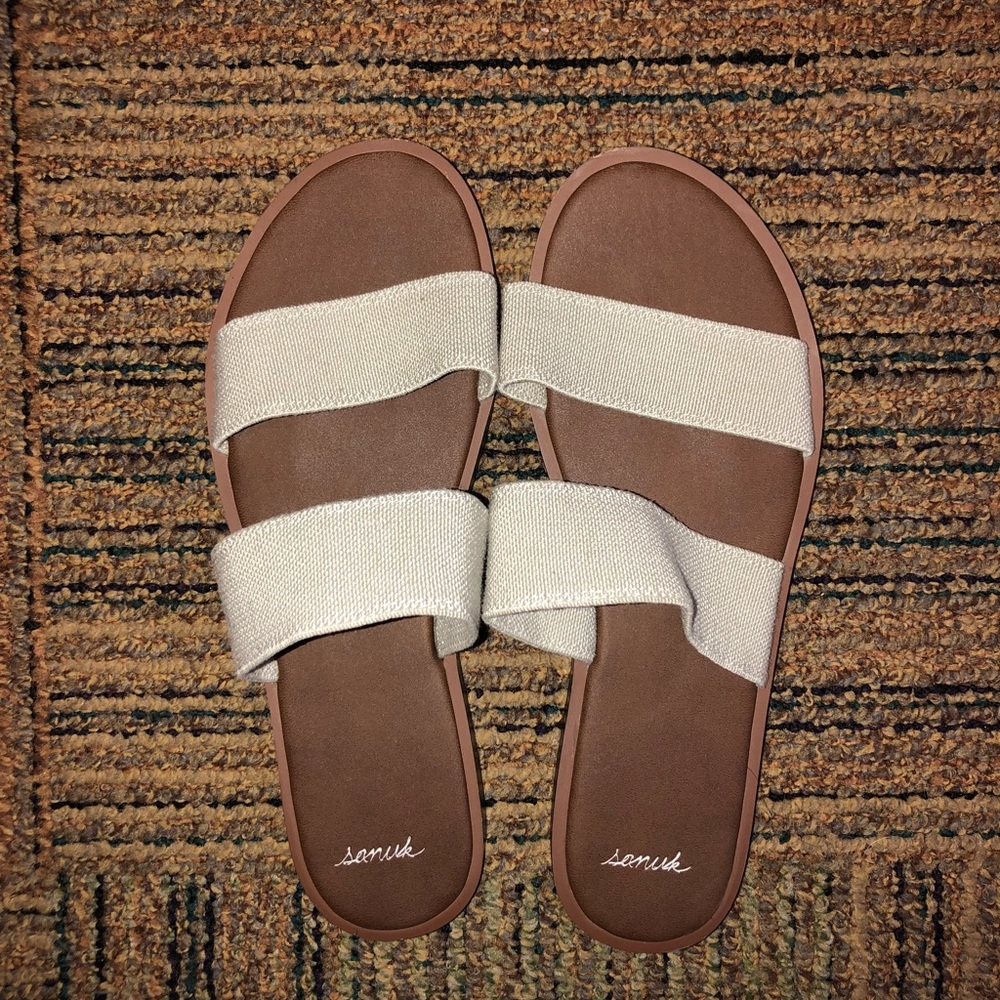 Sanuk Tan Gora Gora Yoga Sandal